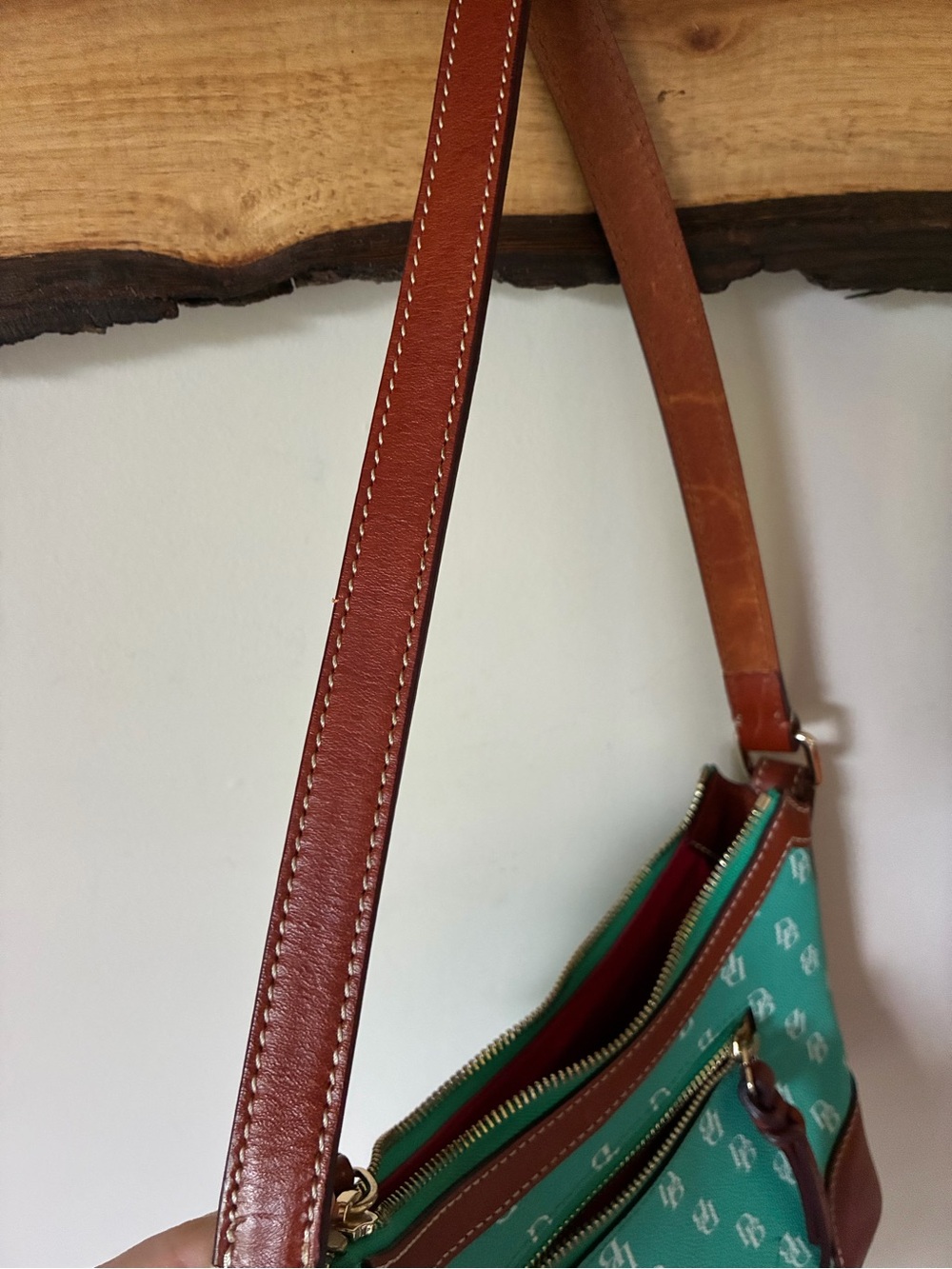 Vtg Dooney & Bourke Greta Small Teal Turqoise Signature Hobo SoHo Baguette Purse - Picture 5 of 10